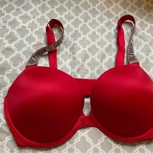Victoria’s Secret bra